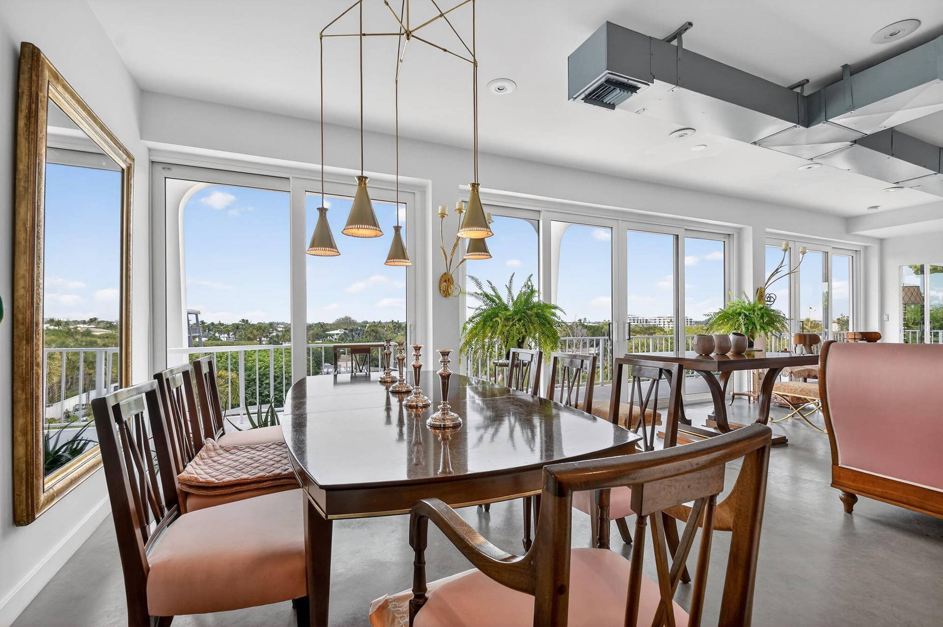 2275 S Ocean Boulevard, #305n and C11, Palm Beach, FL 33480 Dining area with views of the park through continuous sliders
