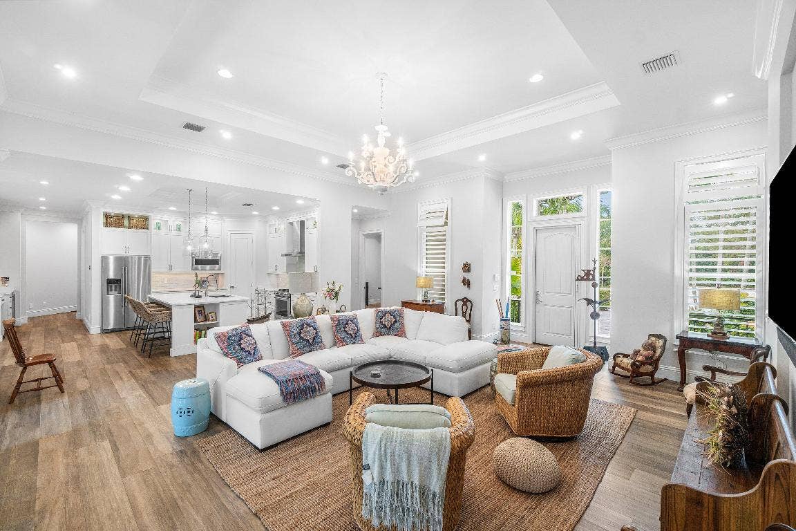 135 Dixie Boulevard, Delray Beach, Delray Beach, FL 33444