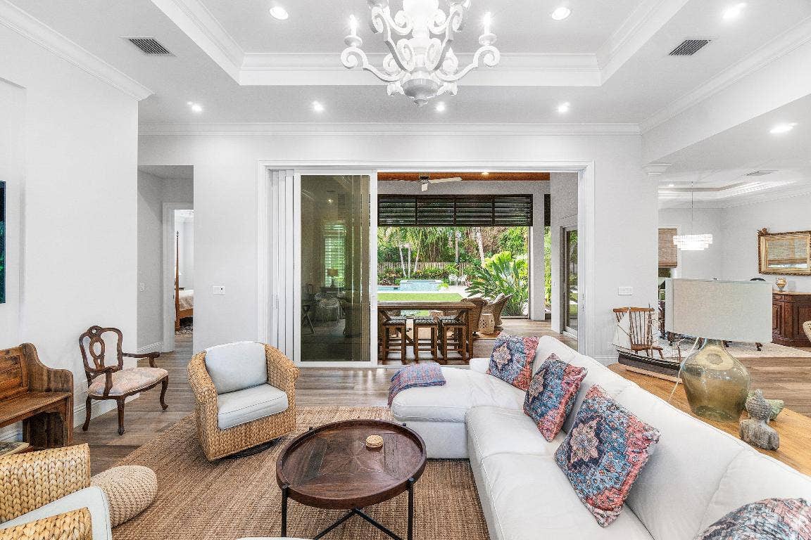 135 Dixie Boulevard, Delray Beach, Delray Beach, FL 33444