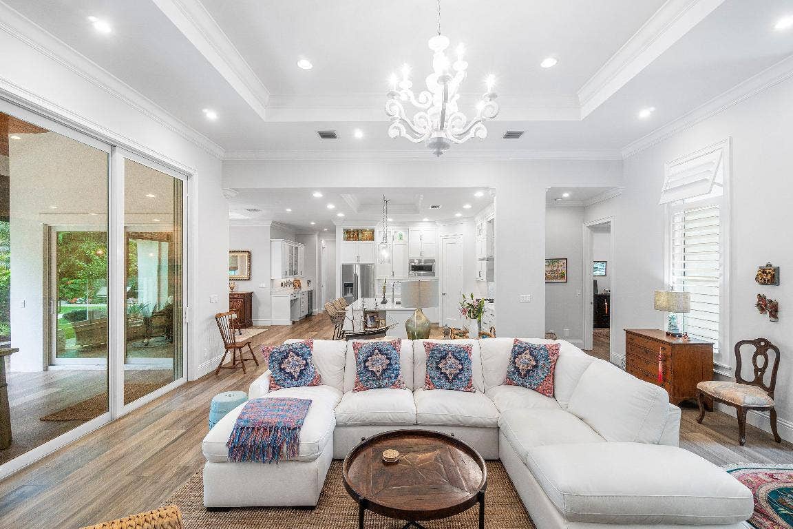 135 Dixie Boulevard, Delray Beach, Delray Beach, FL 33444