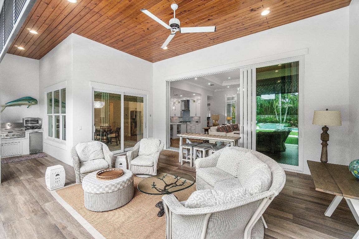 135 Dixie Boulevard, Delray Beach, Delray Beach, FL 33444