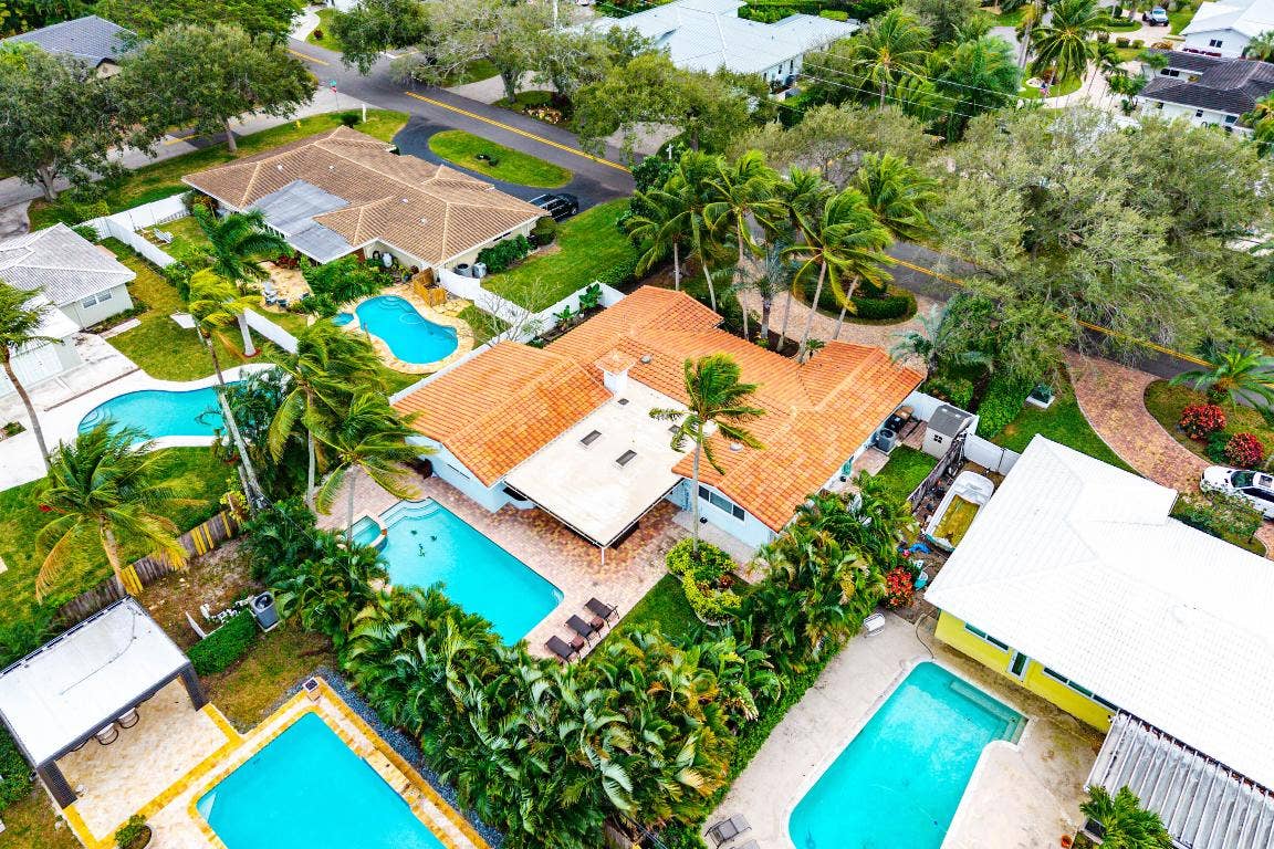 2081 NE 25th Street, Lighthouse Point, FL 33064 2081 NE 25th Street, Lighthouse Point, FL 33064