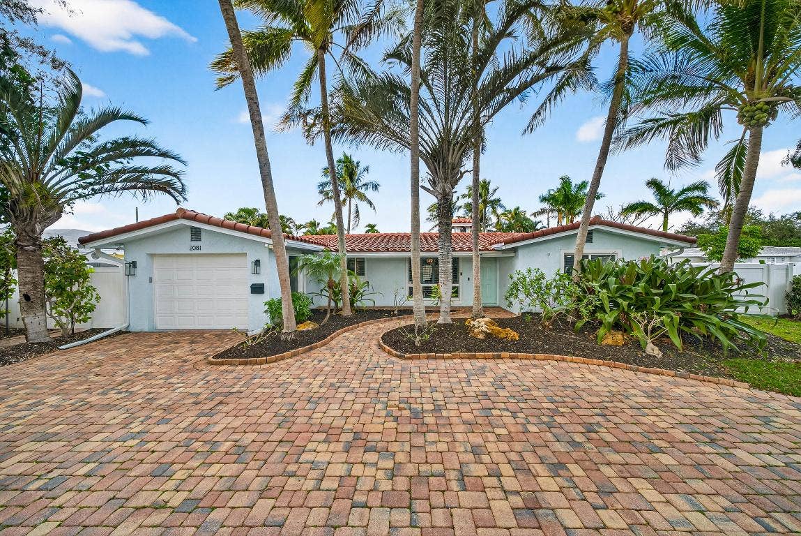 2081 NE 25th Street, Lighthouse Point, FL 33064 2081 NE 25th Street, Lighthouse Point, FL 33064