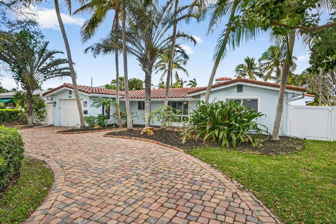 2081 NE 25th Street, Lighthouse Point, FL 33064 2081 NE 25th Street, Lighthouse Point, FL 33064