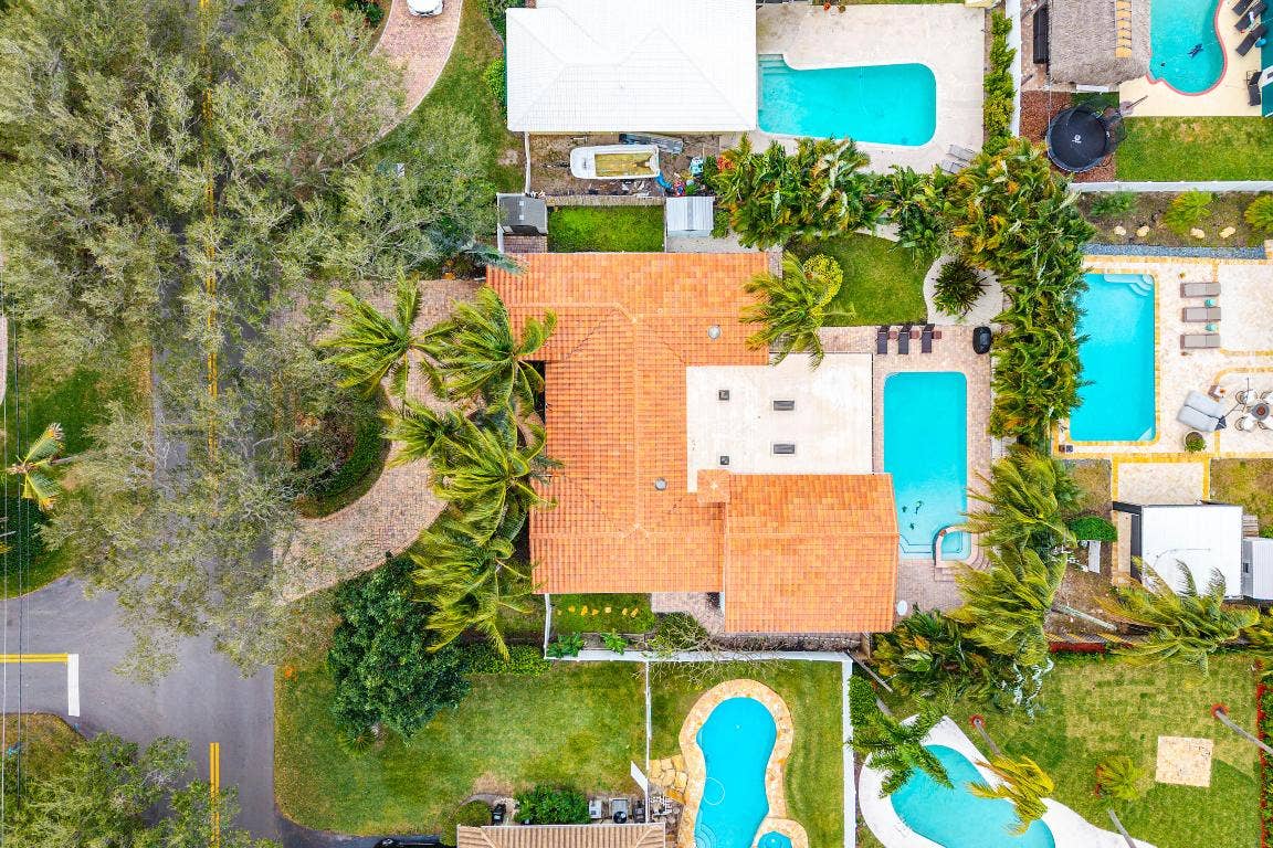 2081 NE 25th Street, Lighthouse Point, FL 33064 2081 NE 25th Street, Lighthouse Point, FL 33064