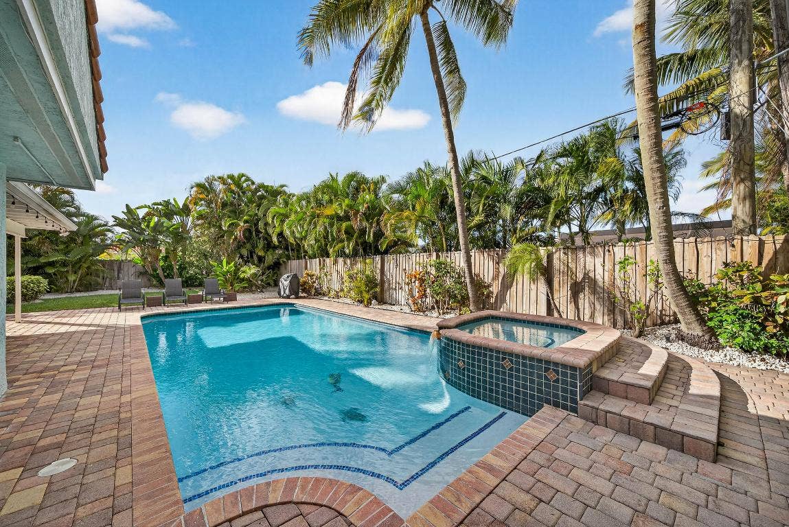 2081 NE 25th Street, Lighthouse Point, FL 33064 2081 NE 25th Street, Lighthouse Point, FL 33064