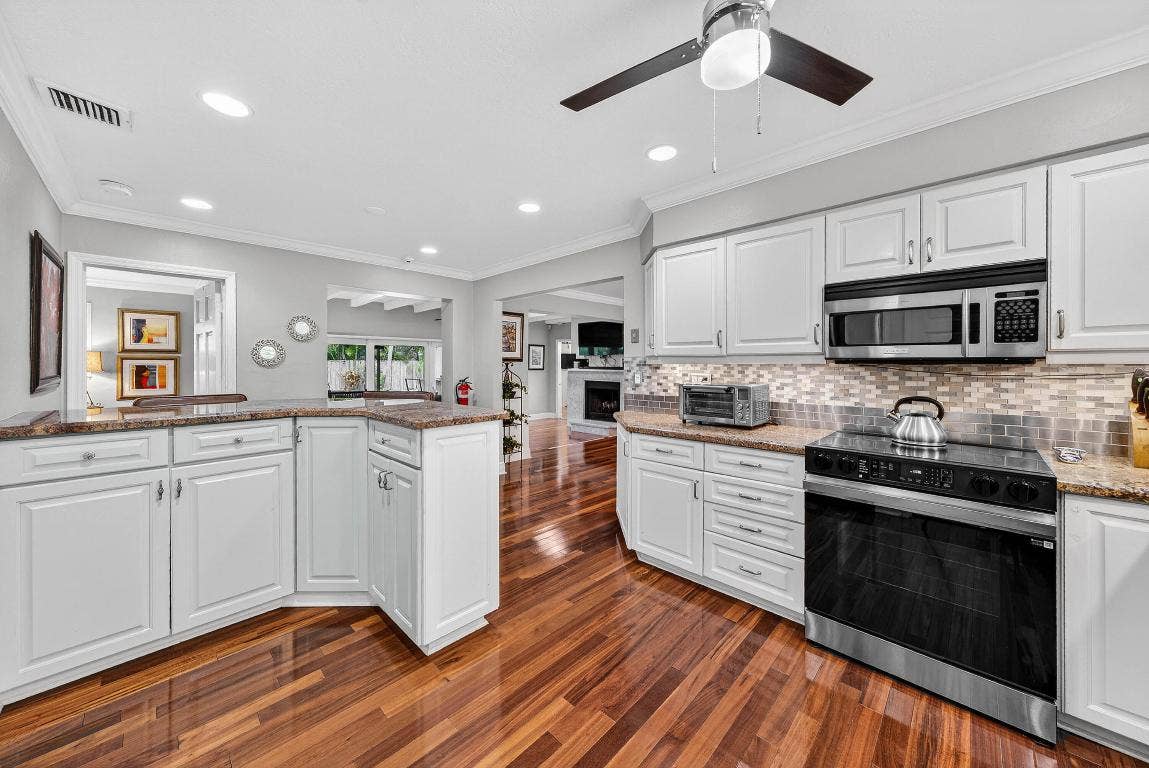 2081 NE 25th Street, Lighthouse Point, FL 33064 2081 NE 25th Street, Lighthouse Point, FL 33064