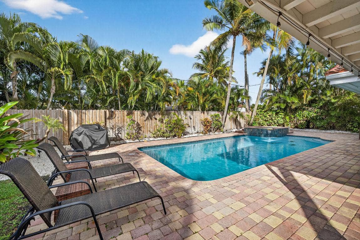 2081 NE 25th Street, Lighthouse Point, FL 33064 2081 NE 25th Street, Lighthouse Point, FL 33064
