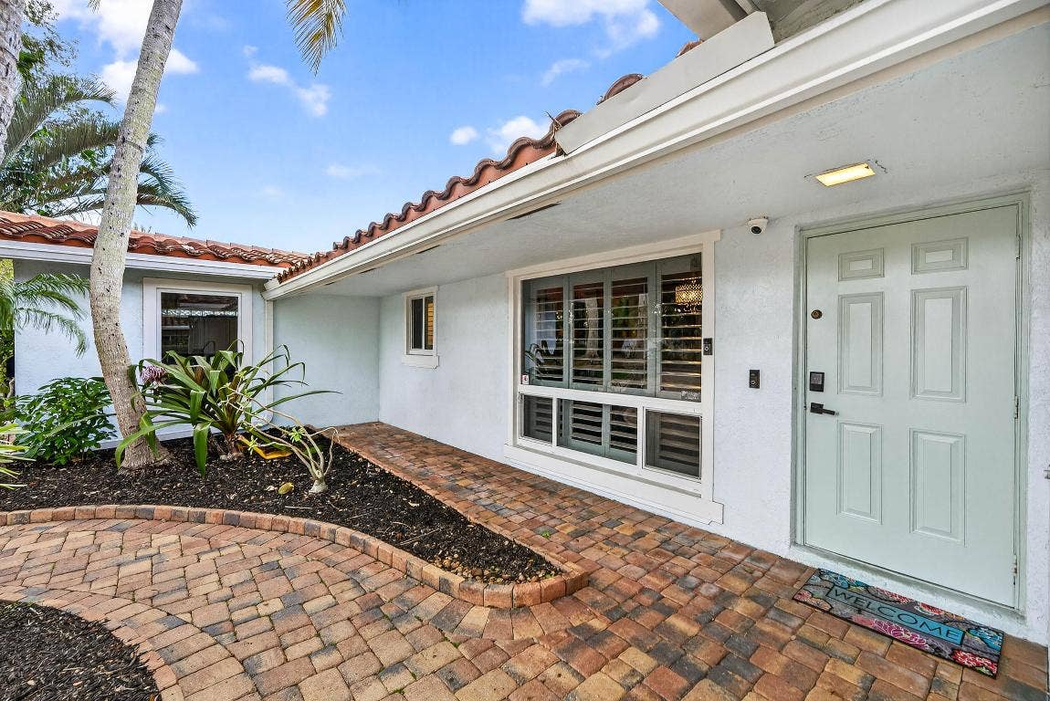 2081 NE 25th Street, Lighthouse Point, FL 33064 2081 NE 25th Street, Lighthouse Point, FL 33064