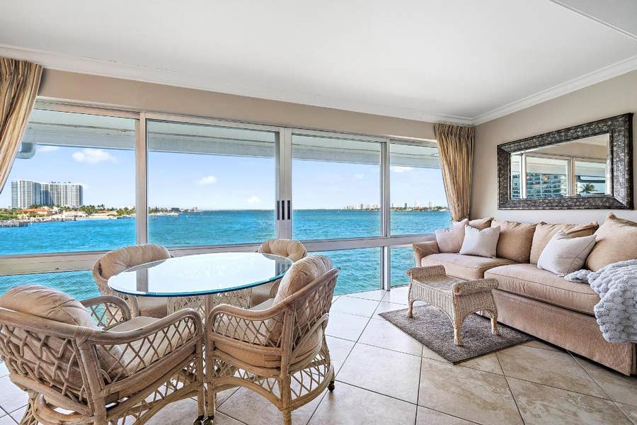 Property photo for 400 Wilma Circle, #309, Riviera Beach, FL
