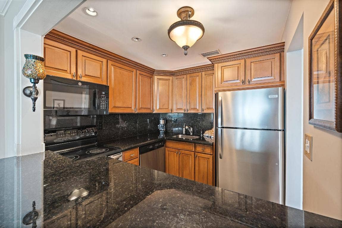400 Wilma Circle, #309, Riviera Beach, Riviera Beach, FL 33404