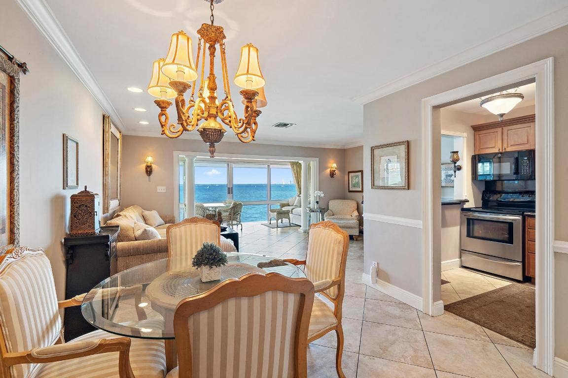400 Wilma Circle, #309, Riviera Beach, Riviera Beach, FL 33404