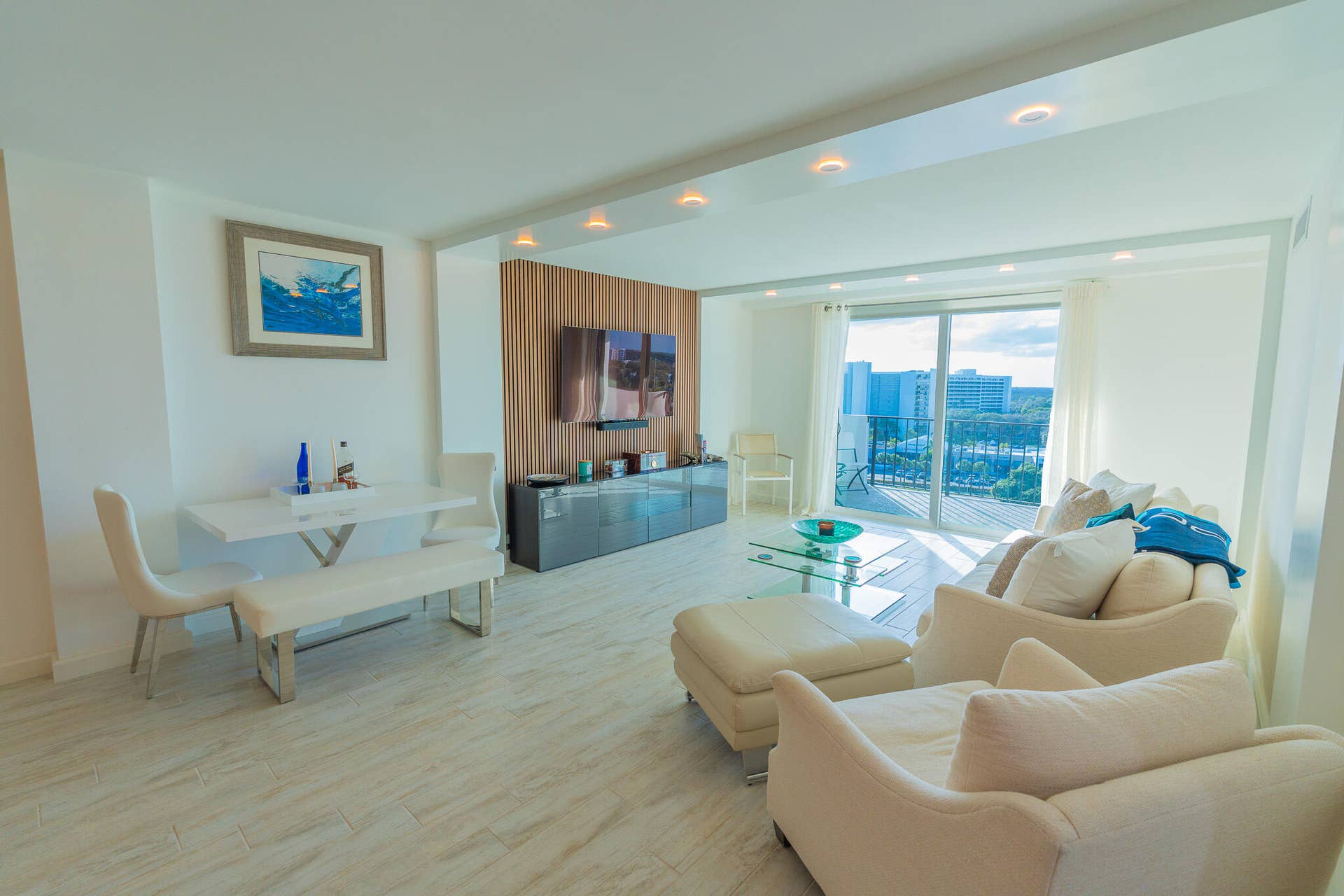 1200 Marine Way, #907, North Palm Beach, FL 33408 Family Room