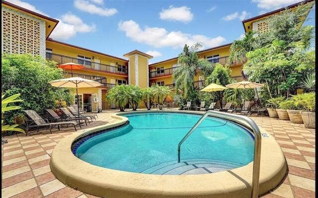 744 NE 14th Avenue, #12, Fort Lauderdale, Fort Lauderdale, FL 33304 Exterior Condo building
