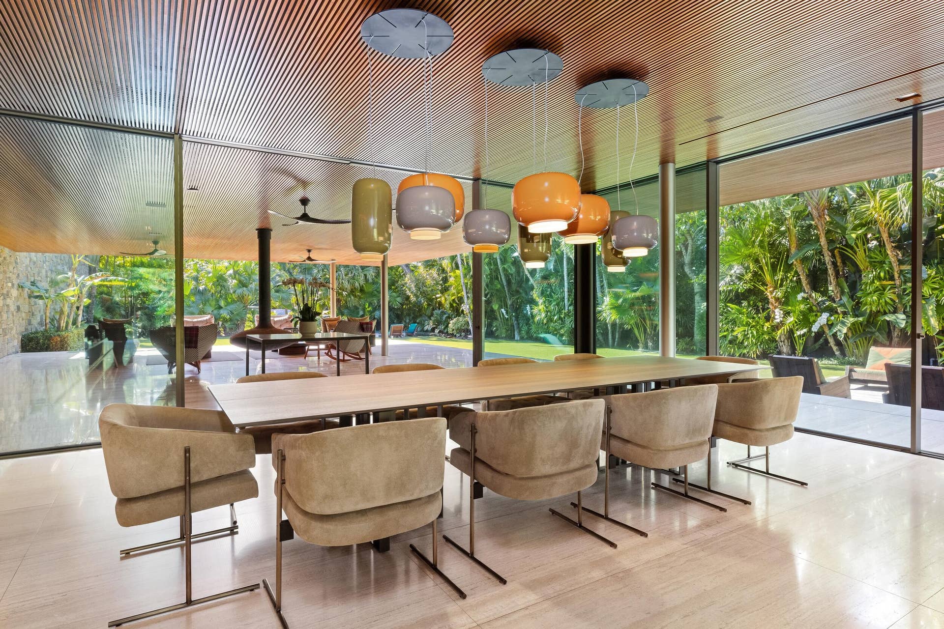 195 Via Marina, Palm Beach, FL 33480 Dining Area