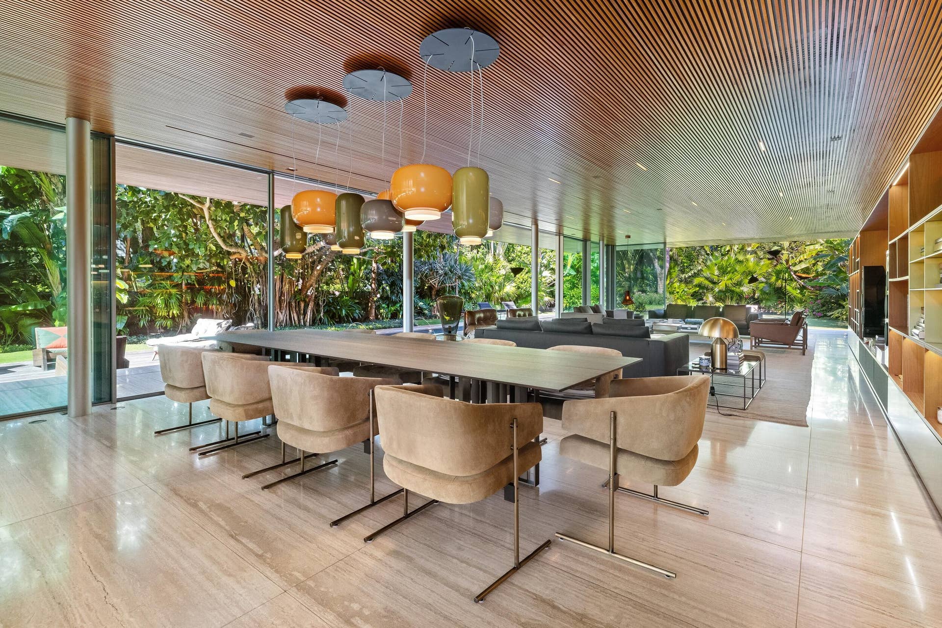 195 Via Marina, Palm Beach, FL 33480 Dining Area