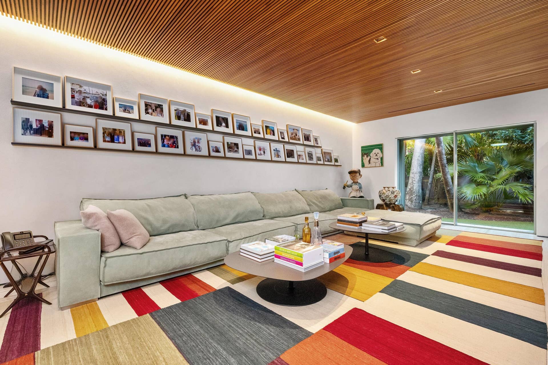 195 Via Marina, Palm Beach, FL 33480 Family Room