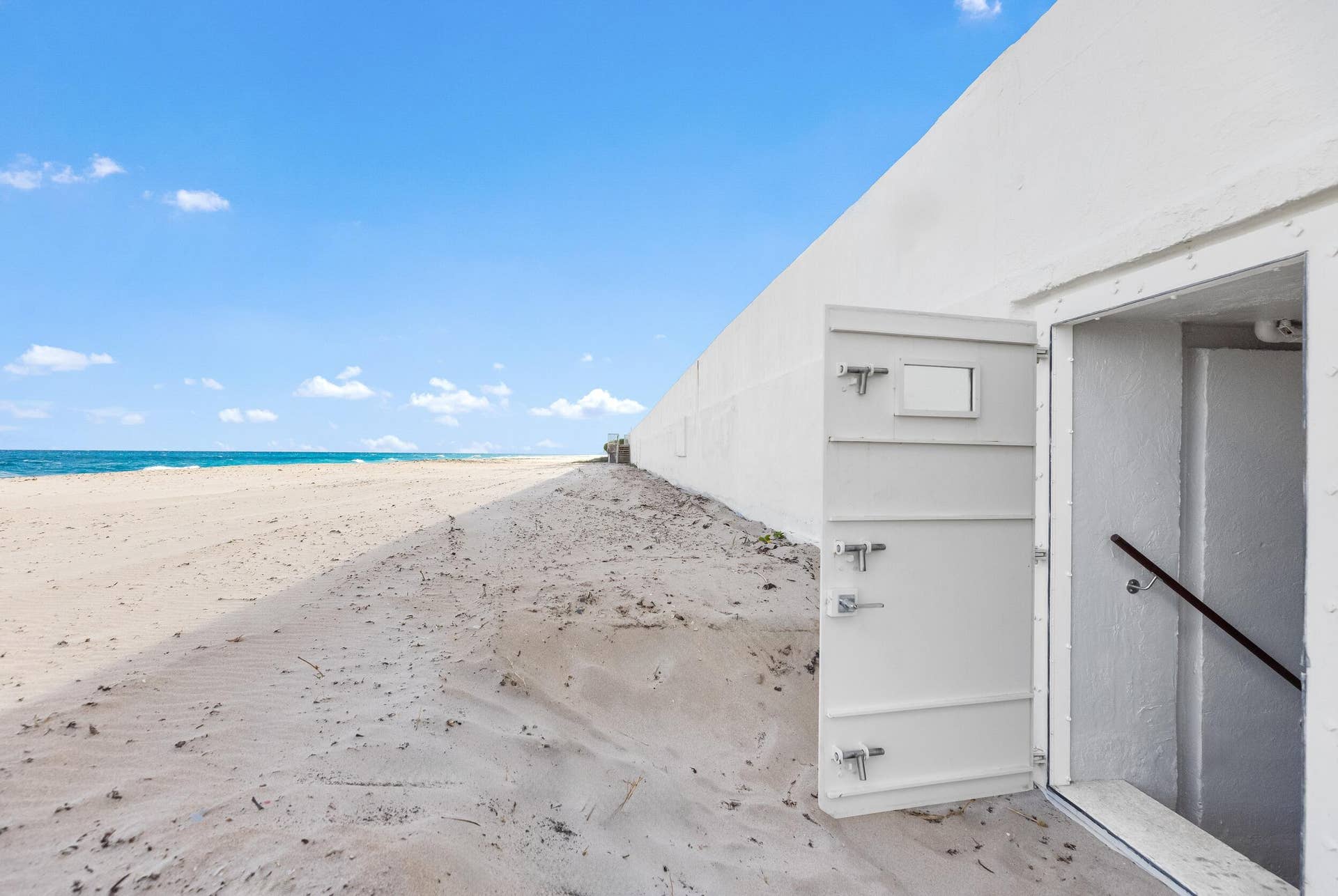 680 S Ocean Boulevard, Palm Beach, FL 33480 Tunnel 2