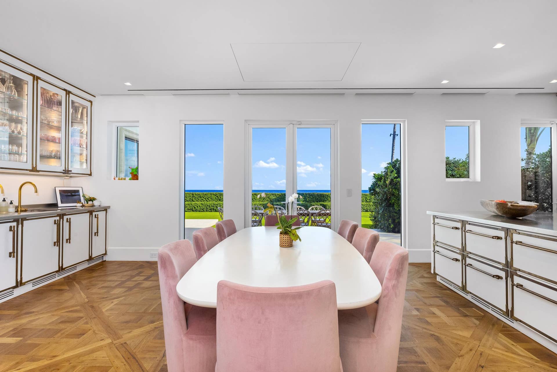 680 S Ocean Boulevard, Palm Beach, FL 33480 Kitchen 3