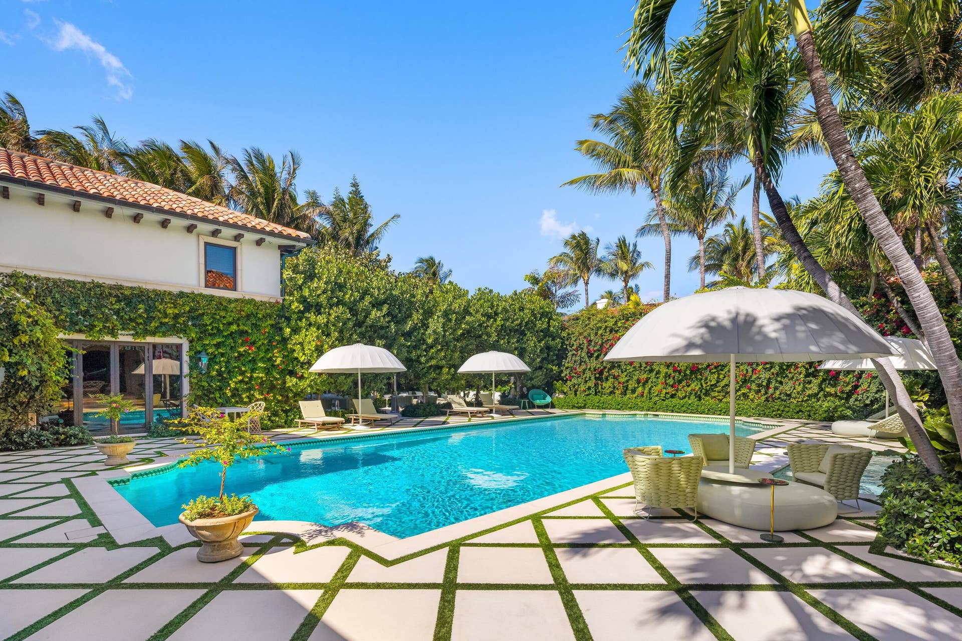 680 S Ocean Boulevard, Palm Beach, FL 33480 Pool 3