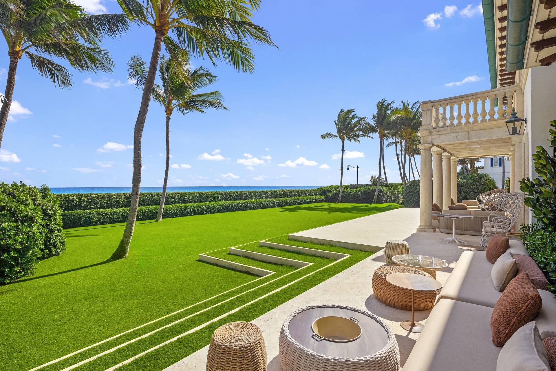 680 S Ocean Boulevard, Palm Beach, FL 33480 Front Oceanfront Lawn