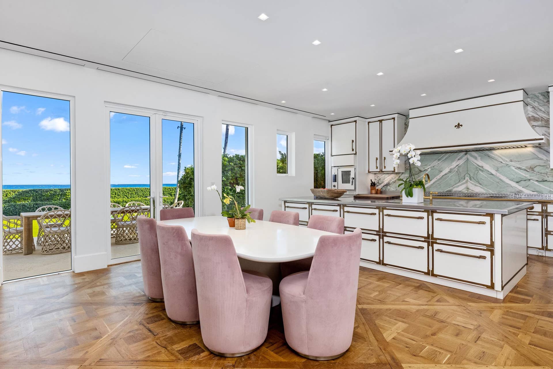 680 S Ocean Boulevard, Palm Beach, FL 33480 Kitchen 2