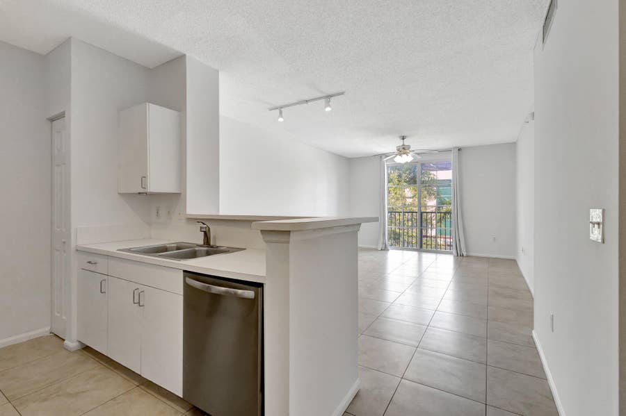 Property photo for 720 S Sapodilla Avenue, #303, West Palm Beach, FL