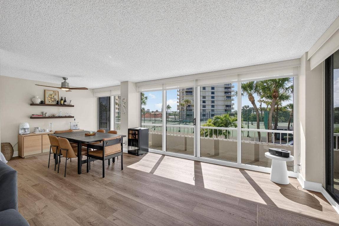 5510 N Ocean Drive, #2d, Singer Island, FL 33404