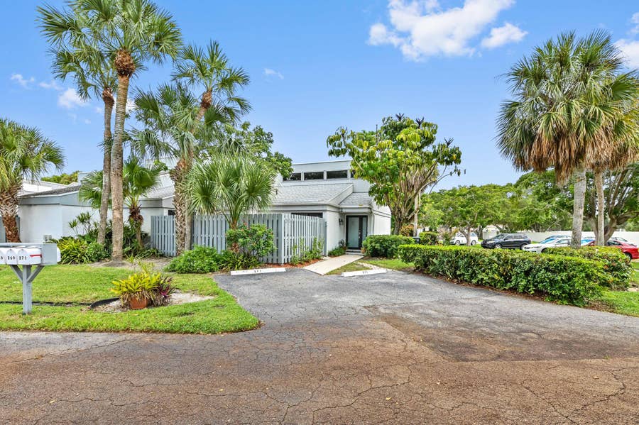 Property photo for 271 NW 15th Street, Boca Raton, FL