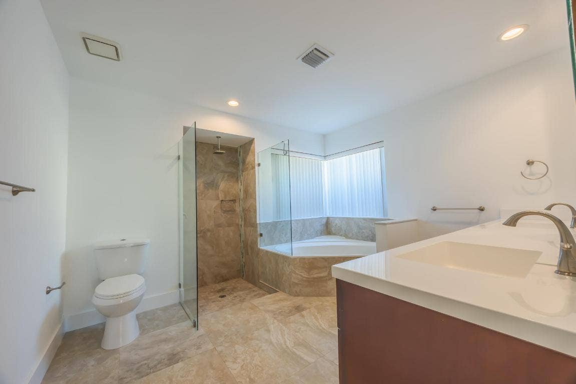22352 Martella Avenue, Boca Raton, Boca Raton, FL 33433