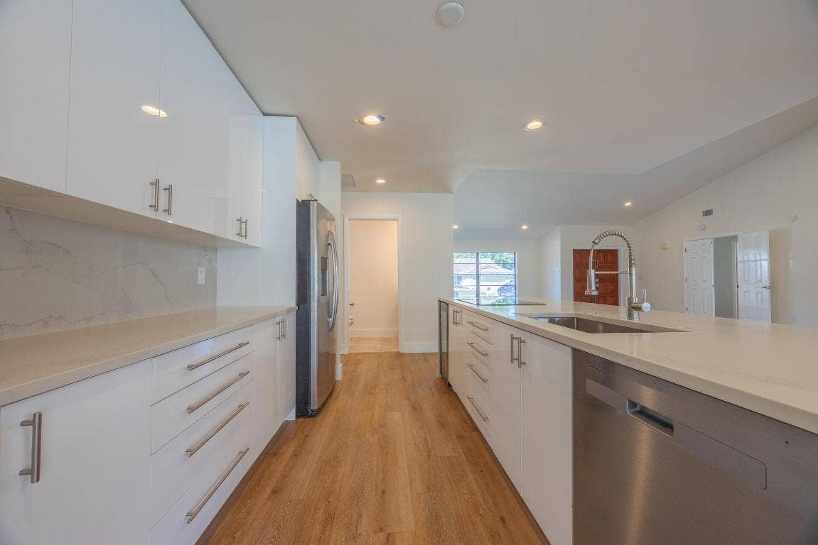 22352 Martella Avenue, Boca Raton, Boca Raton, FL 33433