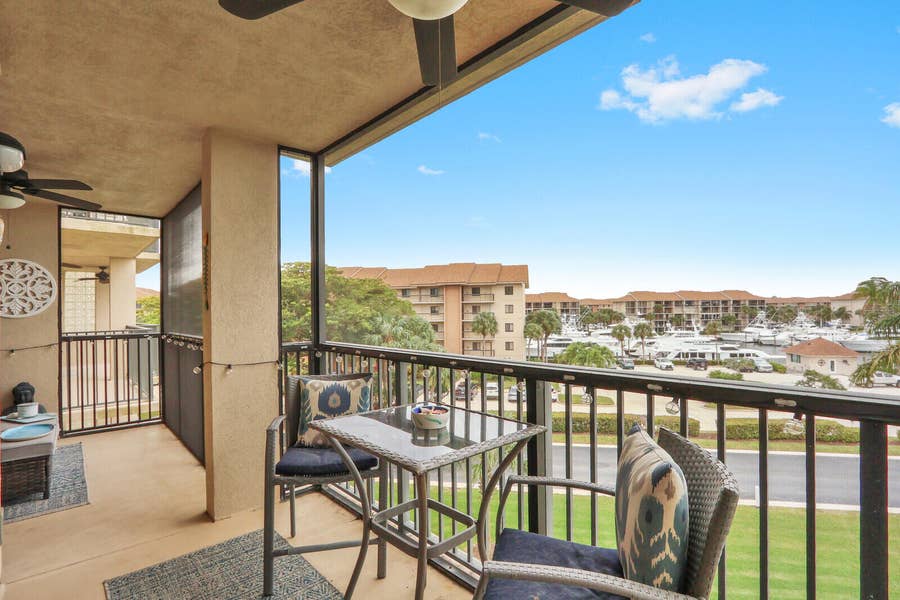 Property photo for 901 Seafarer Circle, #403, Jupiter, FL