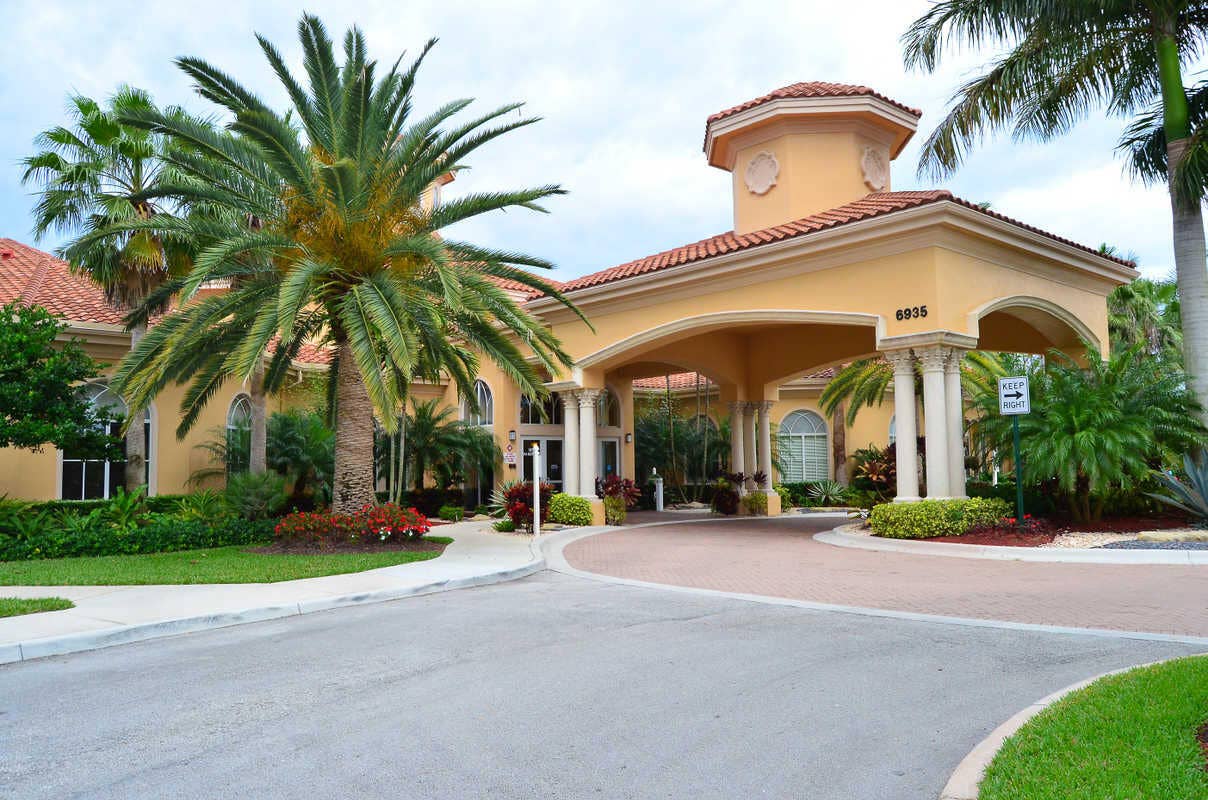 8197 Cavalli Way, Lake Worth, FL 33467 Clubhouse