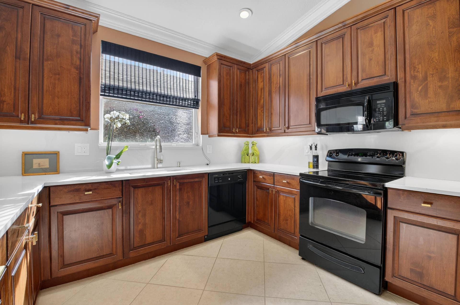 8197 Cavalli Way, Lake Worth, FL 33467 Kitchen
