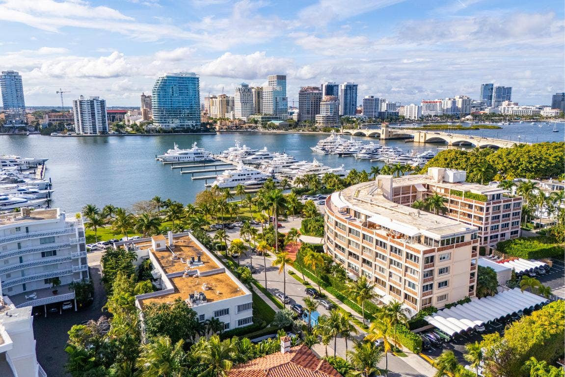 381 S Lake Drive, #16, Palm Beach, FL 33480