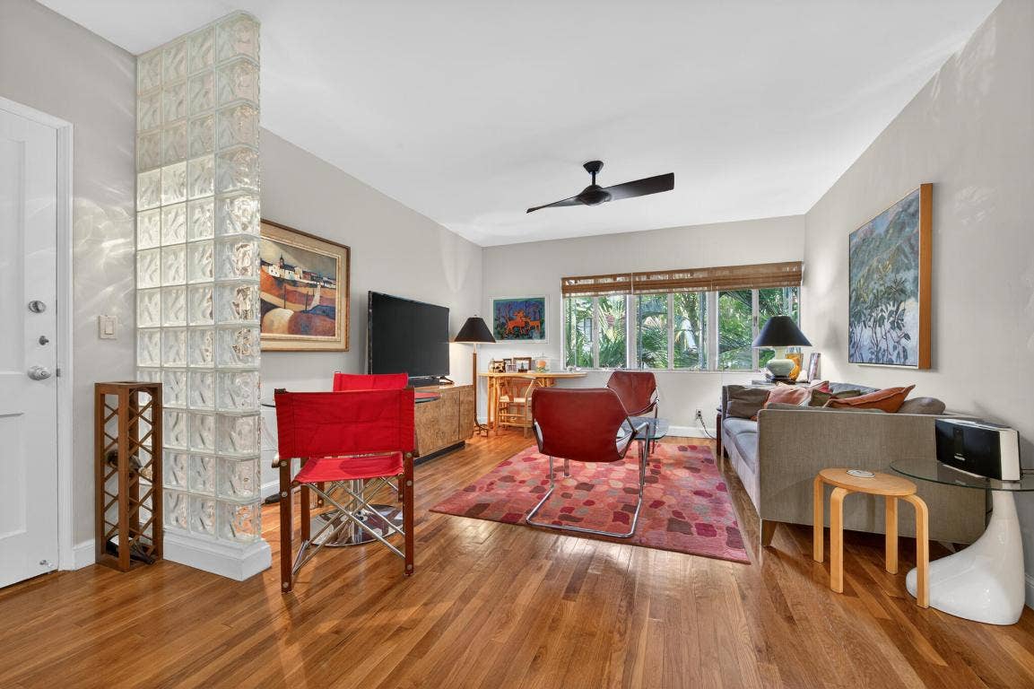 381 S Lake Drive, #16, Palm Beach, FL 33480