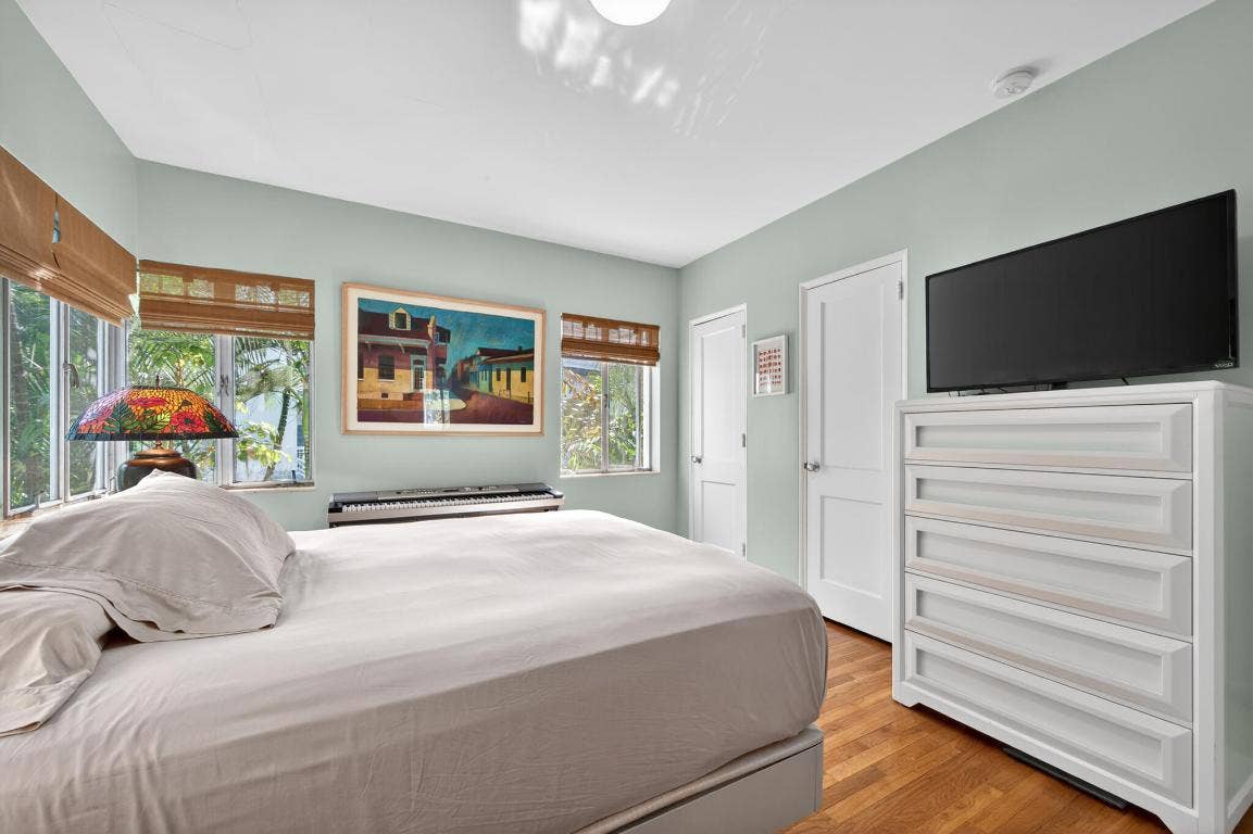 381 S Lake Drive, #16, Palm Beach, FL 33480