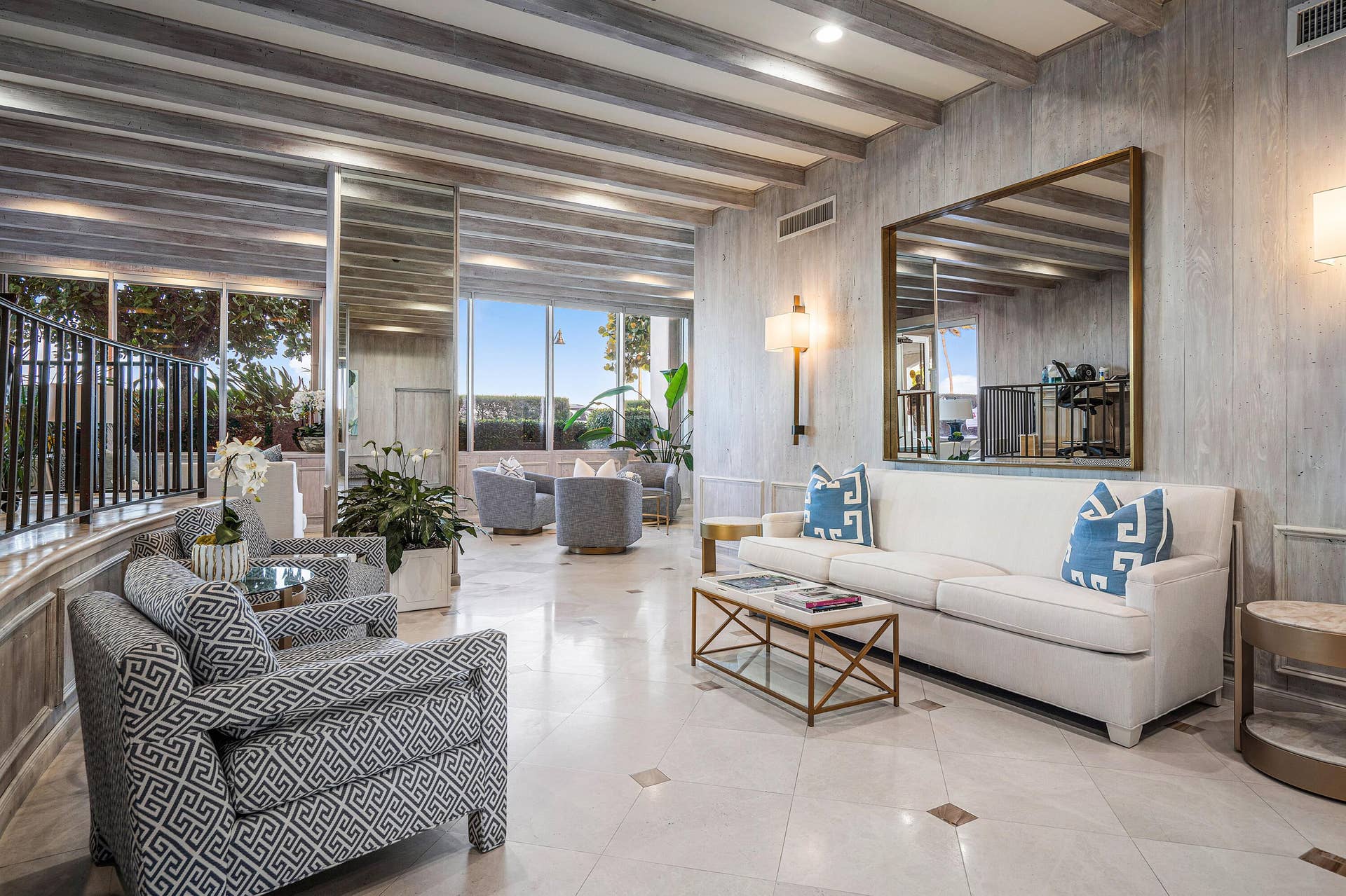 100 Worth Avenue, #308, Palm Beach, FL 33480 041-100WorthAvenue-PalmBeach-FL-33480-FU