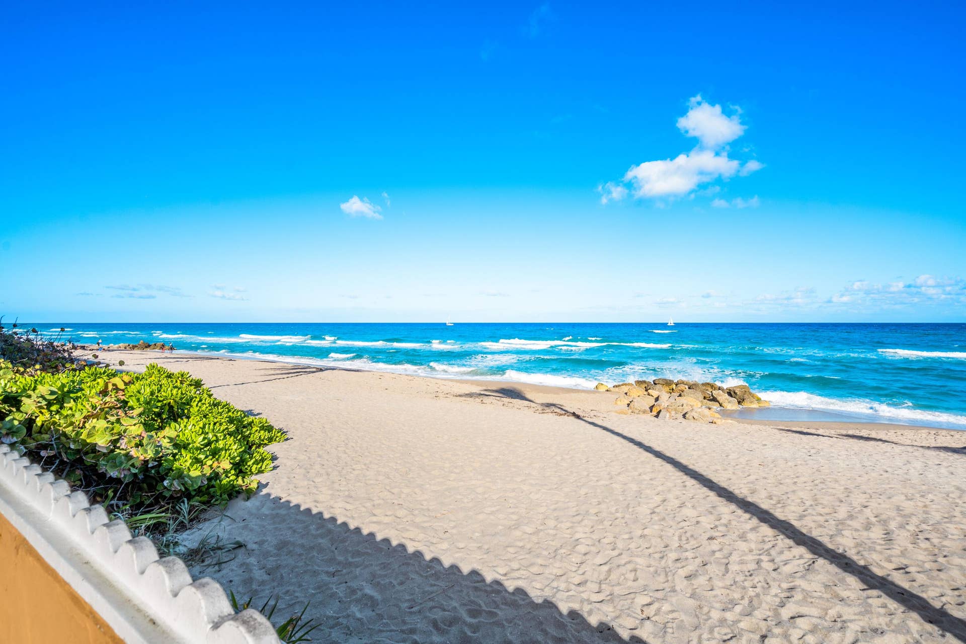 100 Worth Avenue, #308, Palm Beach, FL 33480 038-100WorthAvenue-PalmBeach-FL-33480-FU