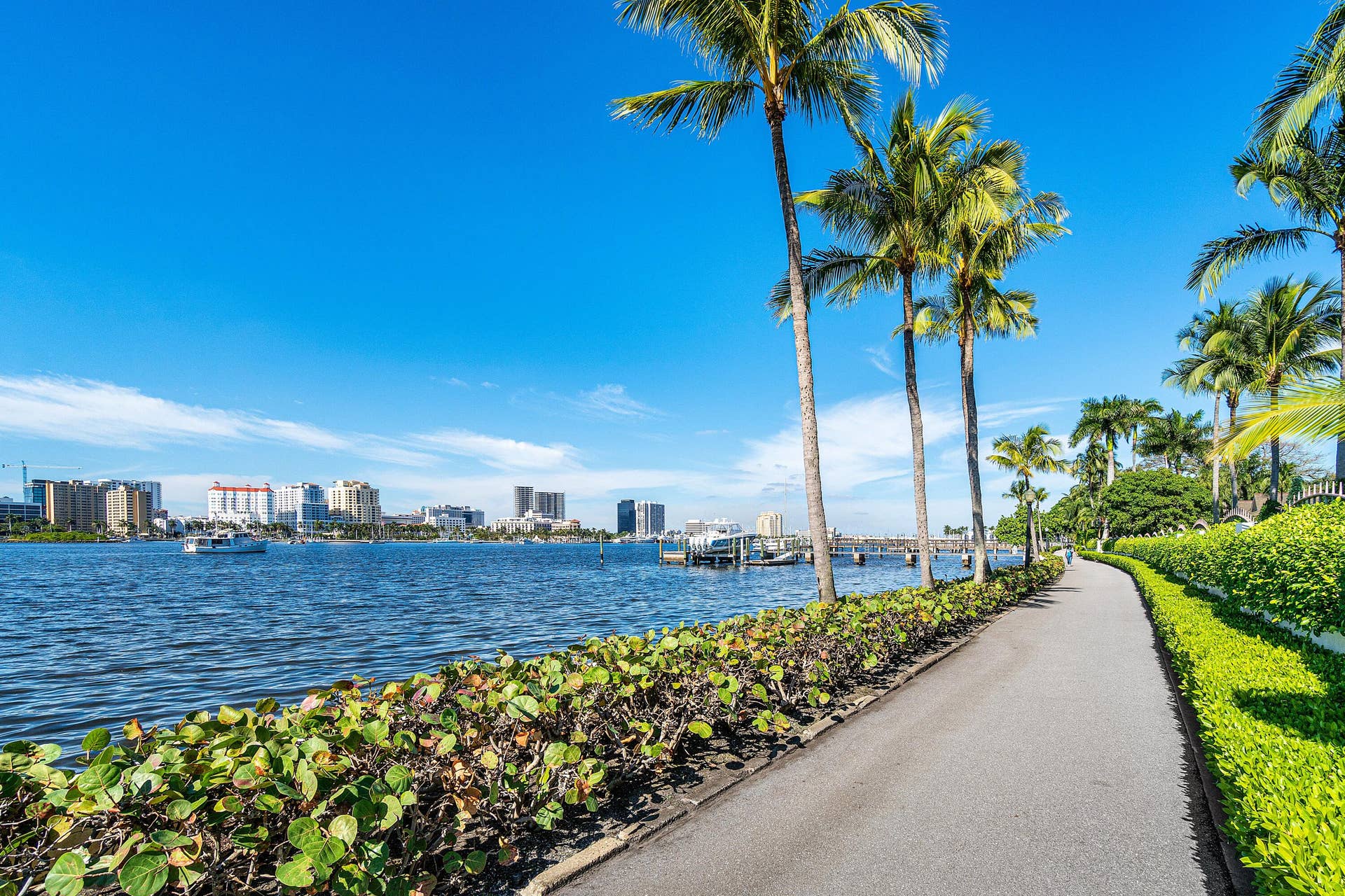 100 Worth Avenue, #308, Palm Beach, FL 33480 037-100WorthAvenue-PalmBeach-FL-33480-FU