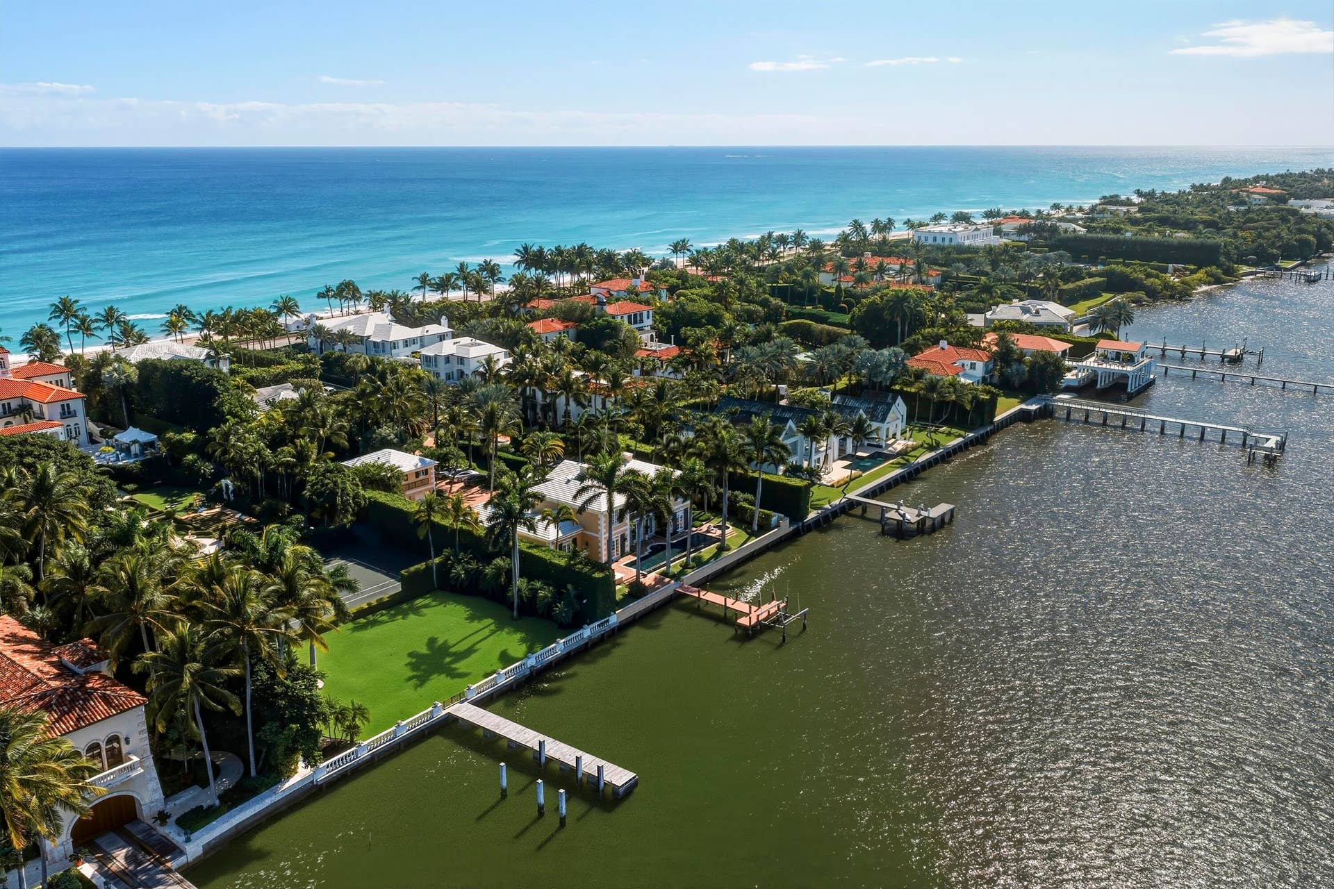 127 Ocean View Road, Palm Beach, FL 33480 DJI_20260116120019_0047_D_with_grass