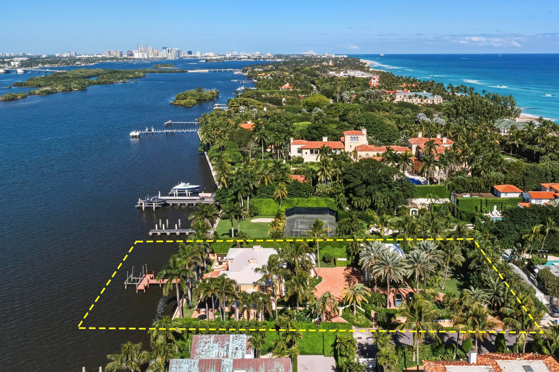 127 Ocean View Road, Palm Beach, FL 33480 DJI_20260116115743_0030_D_with_grass_2