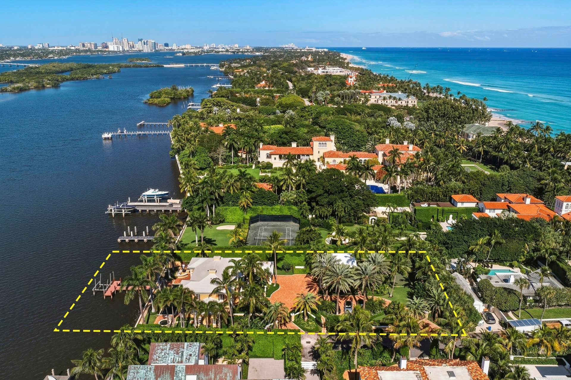 127 Ocean View Road, Palm Beach, FL 33480 DJI_20260116122039_0142_D_with_grass_2