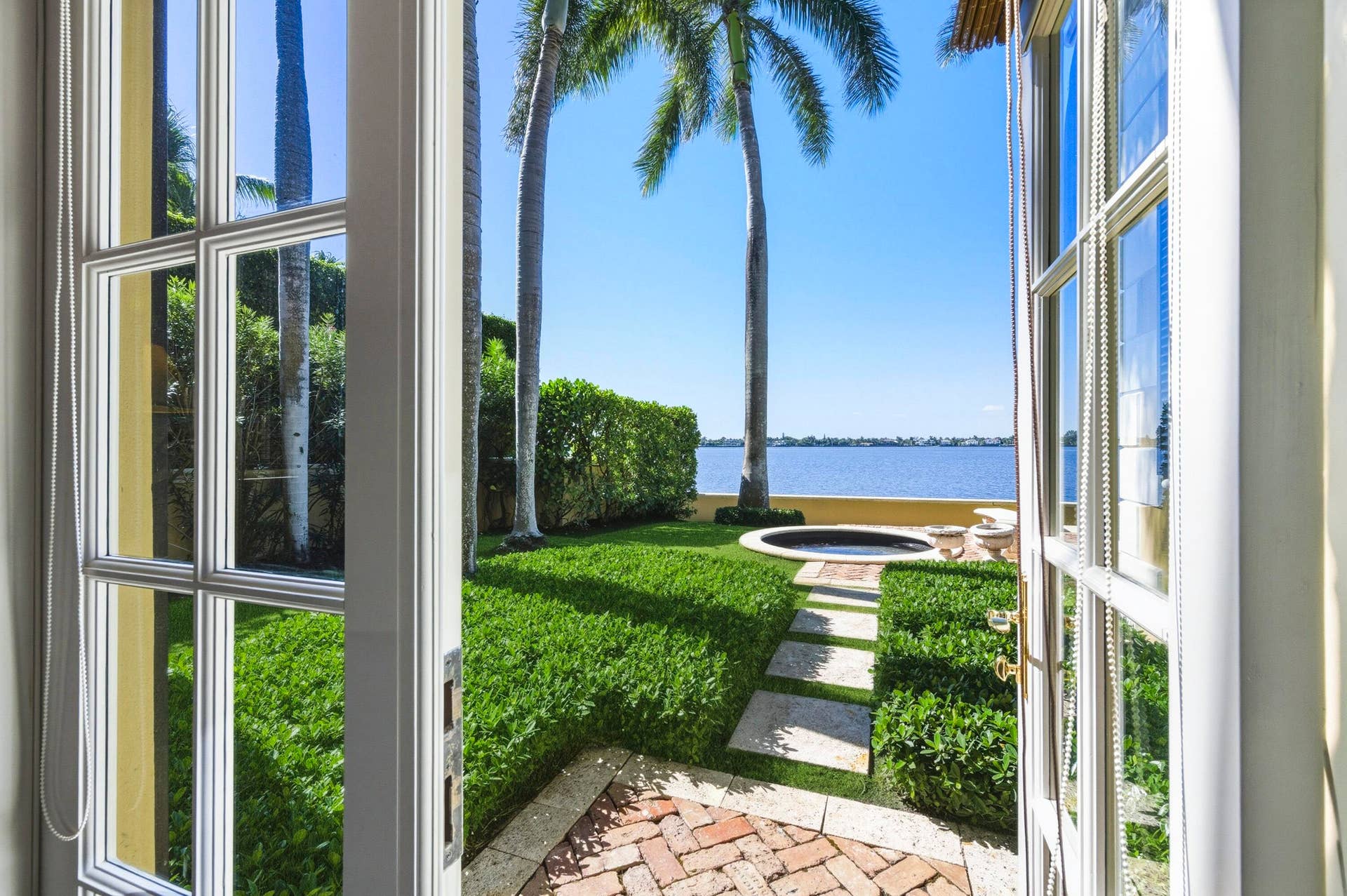 127 Ocean View Road, Palm Beach, FL 33480 _DSC1278_with_grass
