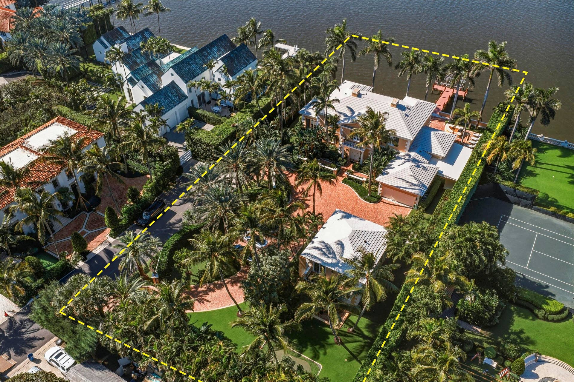127 Ocean View Road, Palm Beach, FL 33480 DJI_20260116120259_0077_D_with_grass_2