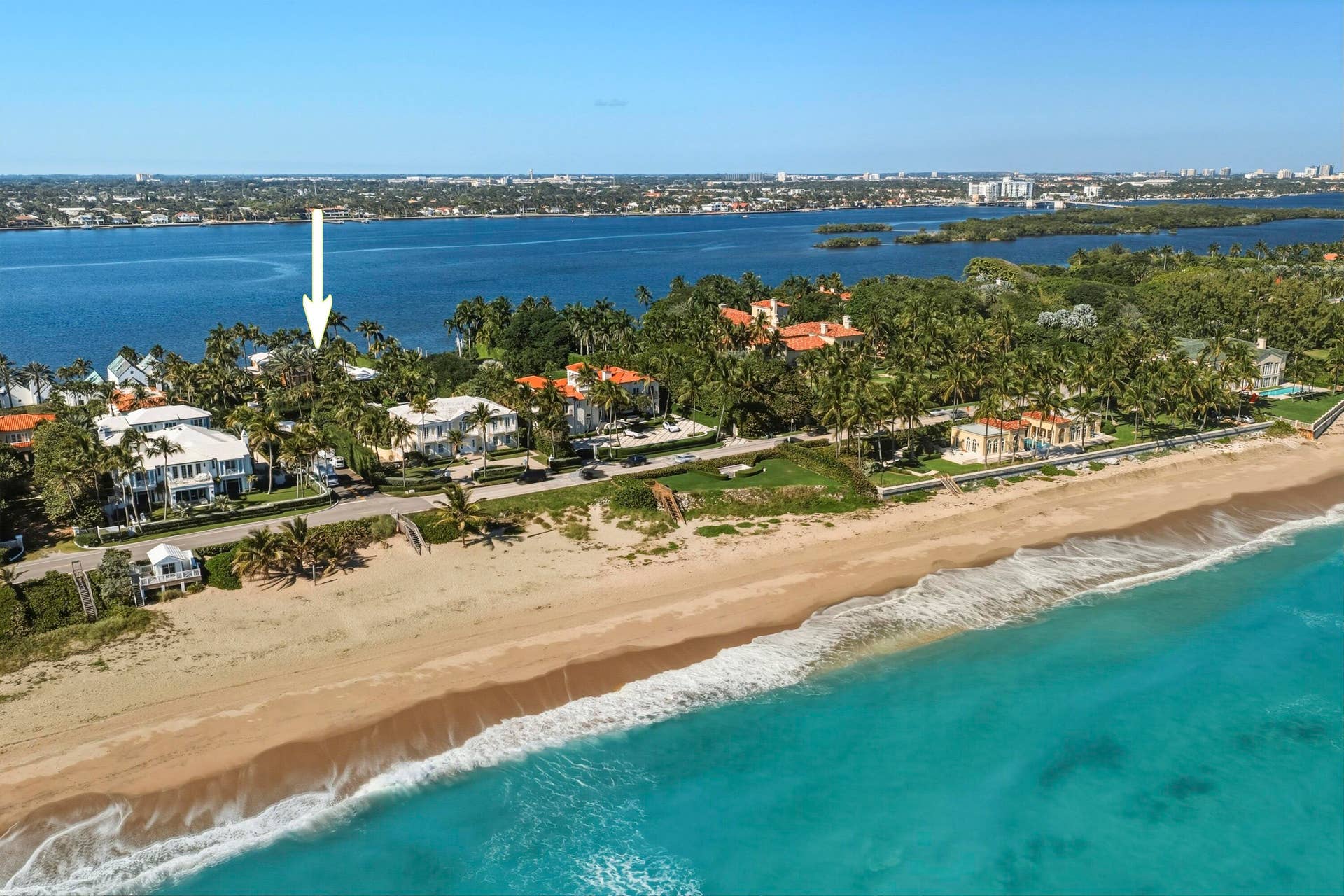 127 Ocean View Road, Palm Beach, FL 33480 DJI_20260116115815_0035_D_with_grass_2