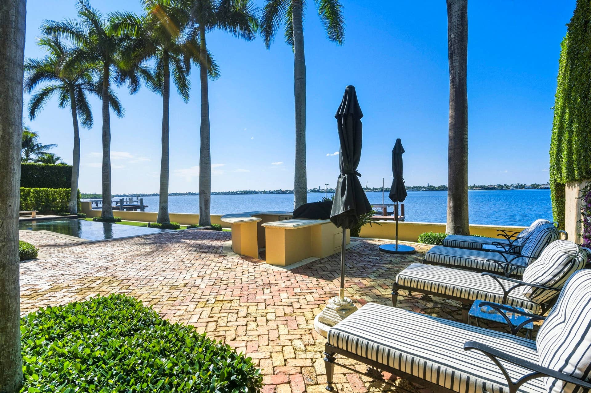127 Ocean View Road, Palm Beach, FL 33480 _DSC1288_with_grass