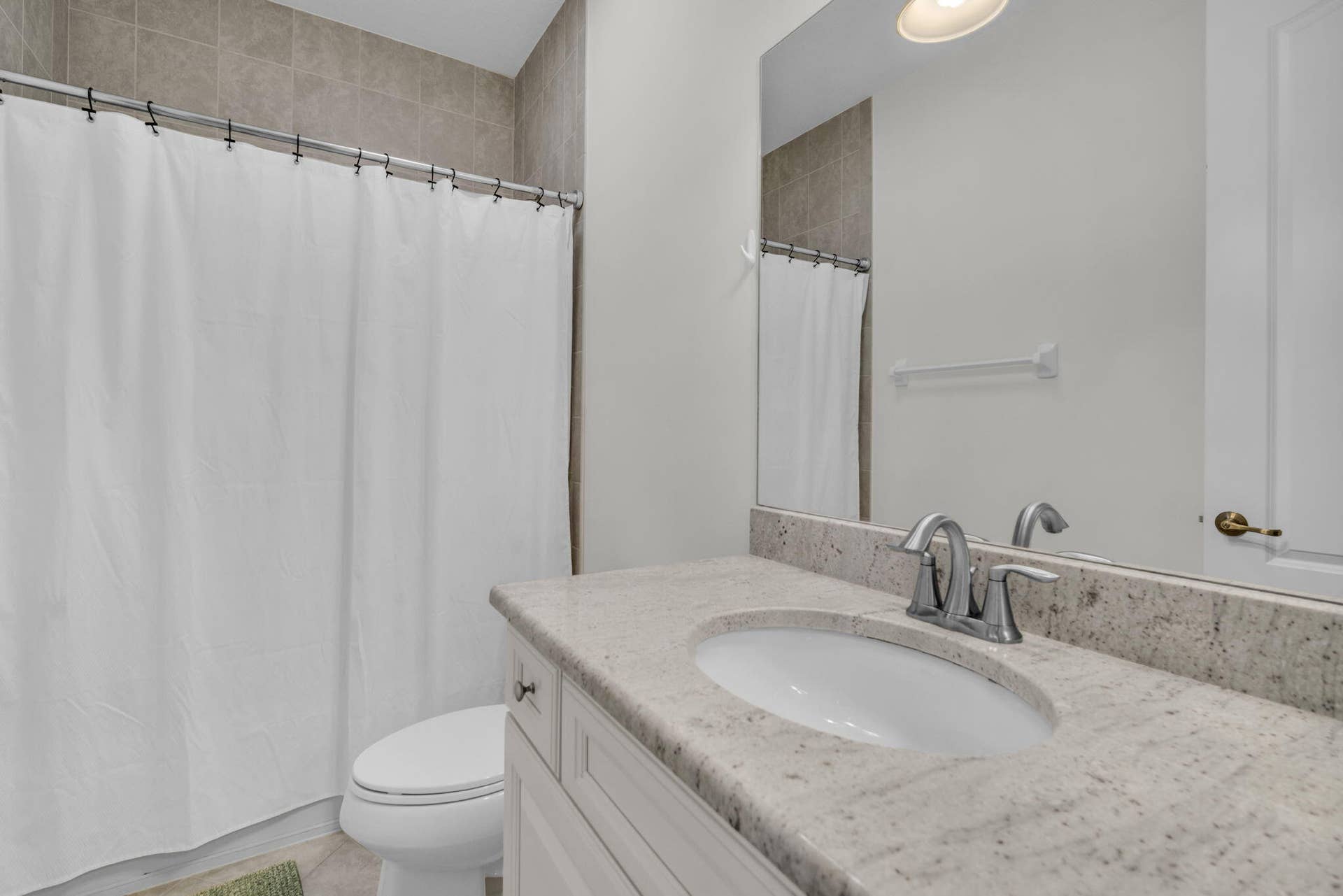 8620 Waterside Court, Parkland, FL 33076 Upstairs Bathroom