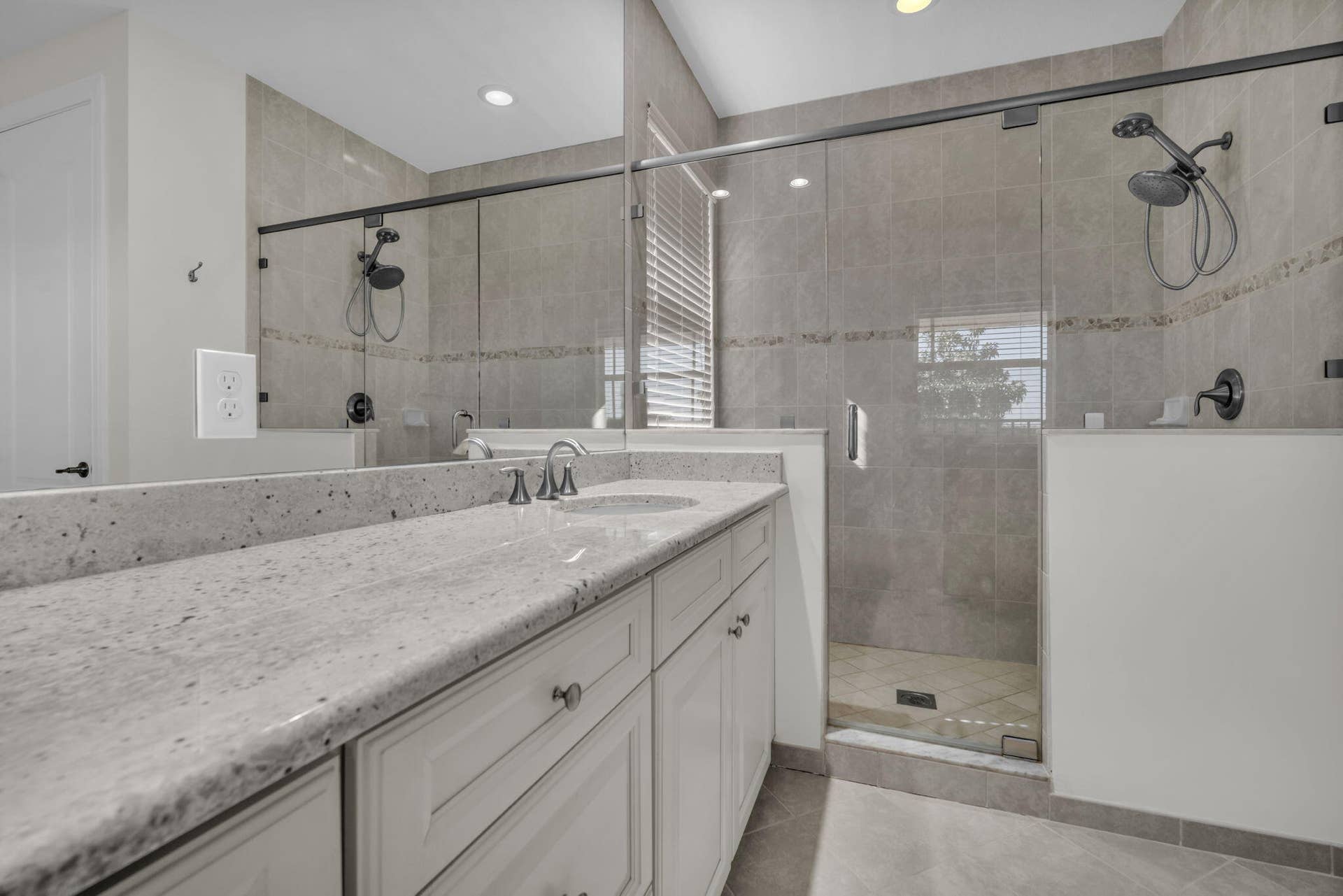 8620 Waterside Court, Parkland, FL 33076 Shower Master