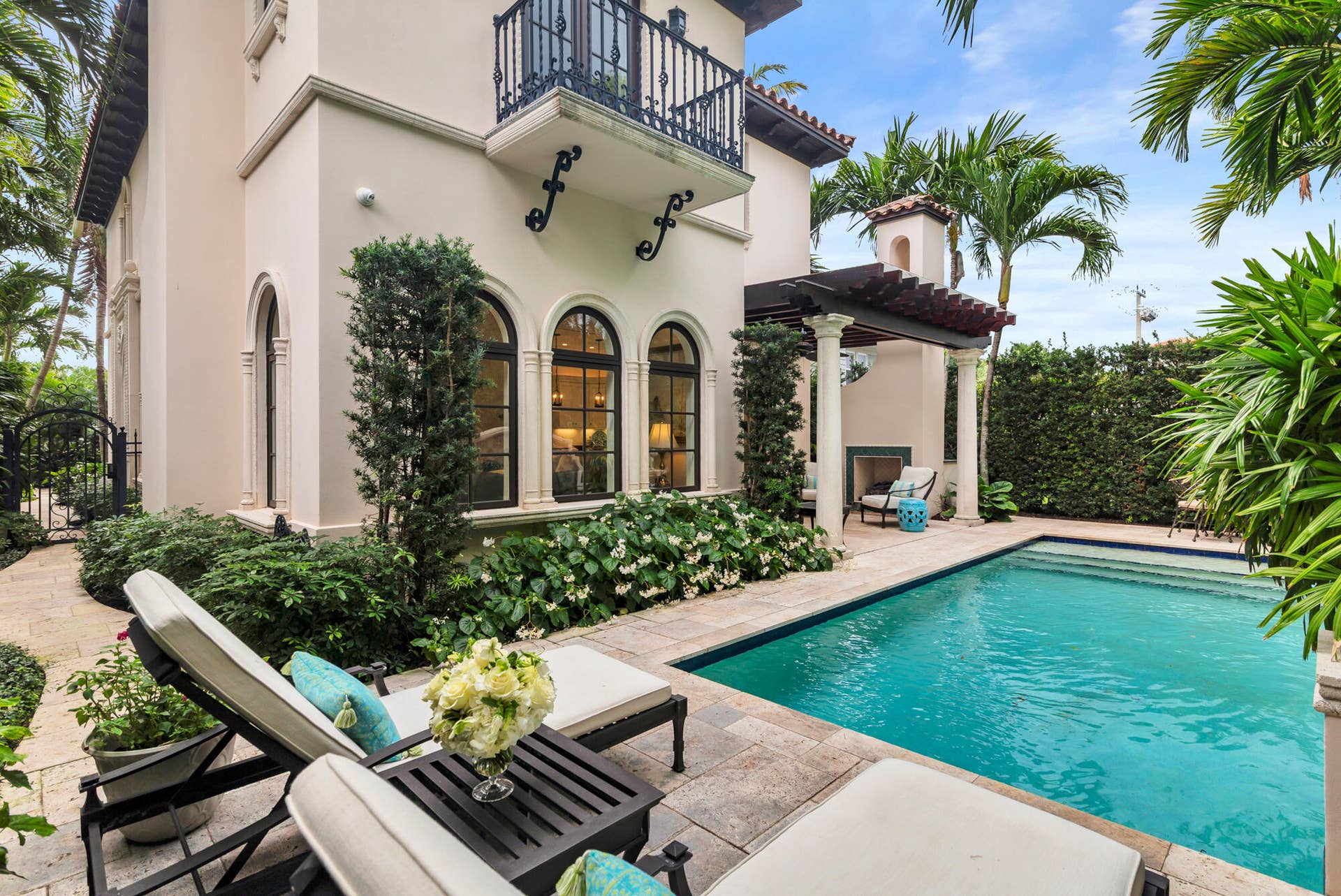 261 Seminole Avenue, Palm Beach, FL 33480 low-48